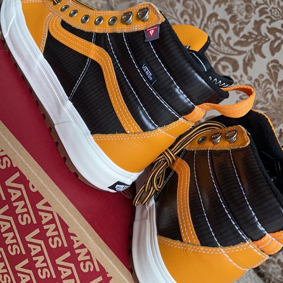 Vans Sk8-Hi Mte 2.0 Dx Mte Apricot/Black Men’s - Picture 15 of 16